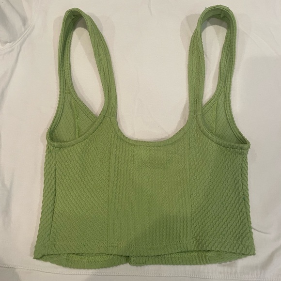 Urban Outfitters Estella Textured Cropped Tank Top - Picture 3 of 3